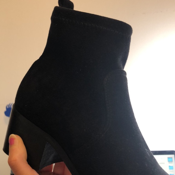 Faux suede black booties - Picture 10 of 10